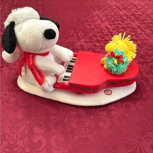 Snoopy and Woodstock Hallmark Plush Collectible @ 2009